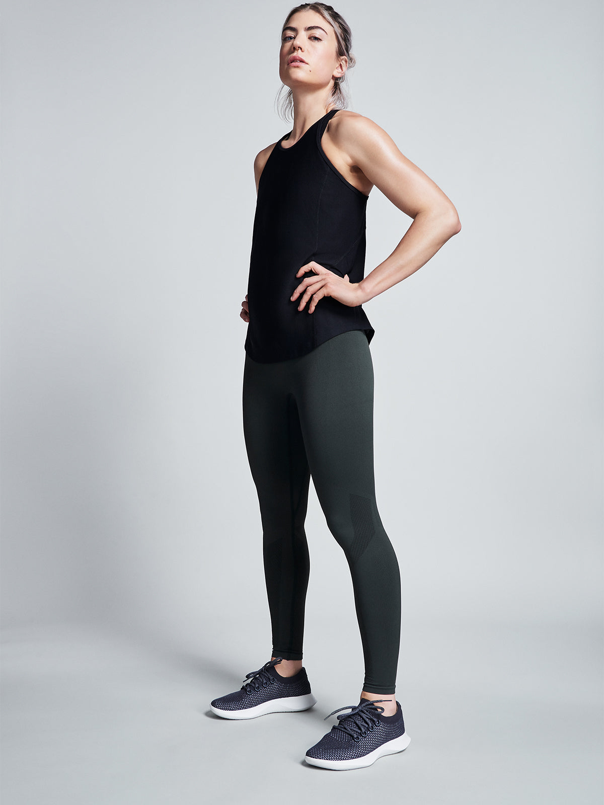 Womens black air tank top 5