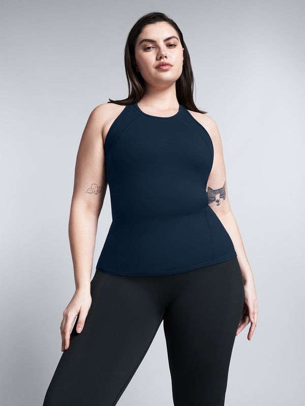 Lucy is 5' 9" - Under Bust 89cm (36") 36C, Waist 88cm (34.6"