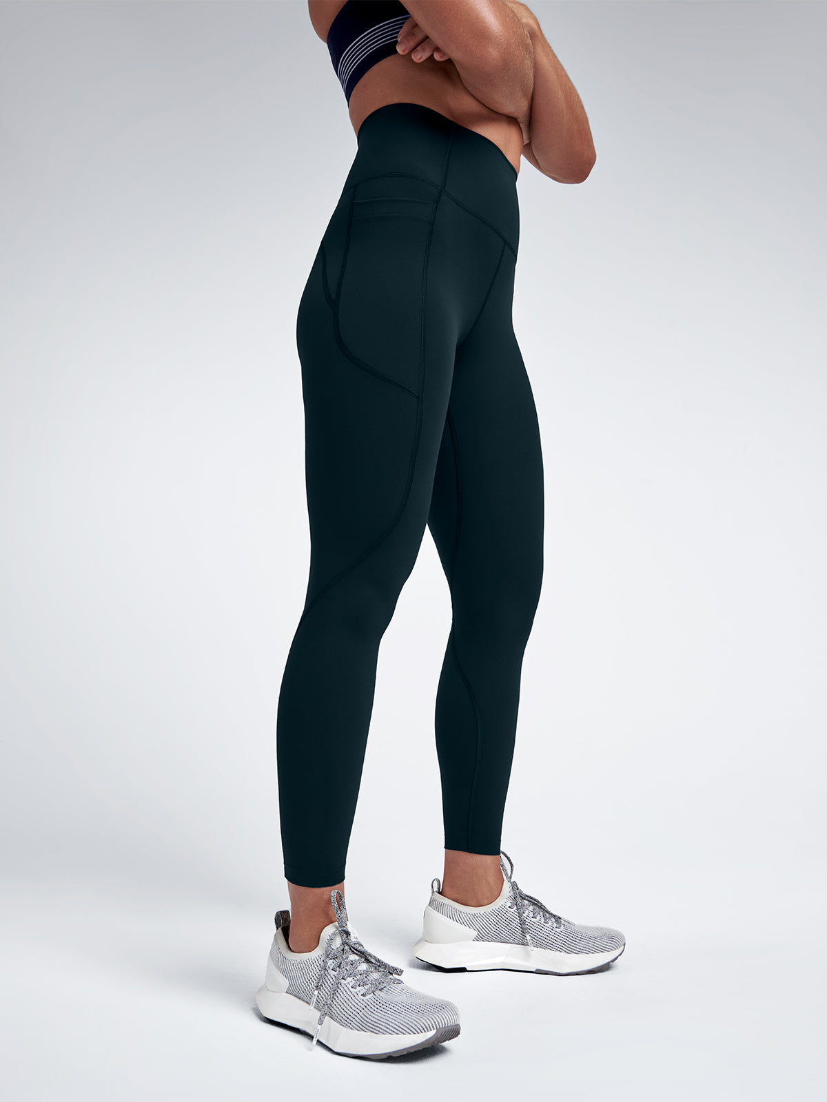 Sweat-Proof Leggings: What You Need to Know - LOVALL
