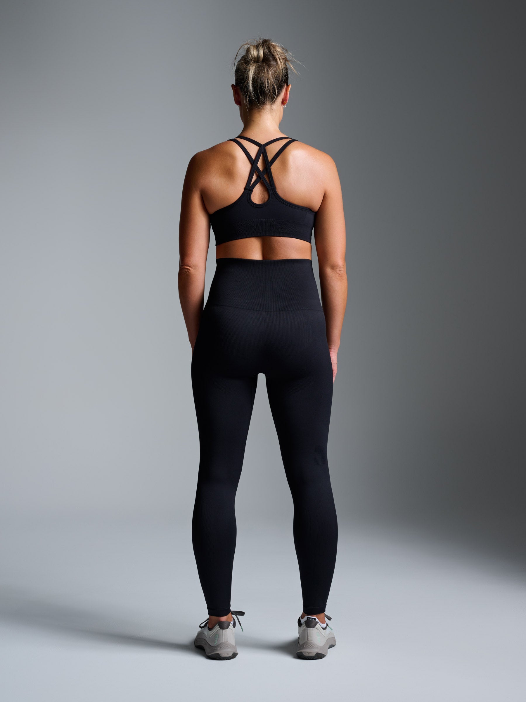 CHISEL 8/8 Super High Rise Legging Black