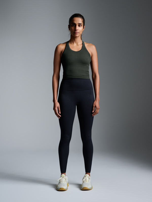 Lakshmi wears size XS-S is 5' 4" - Underband 28in, Bust 31in, Waist 26.5in, Hips 37in