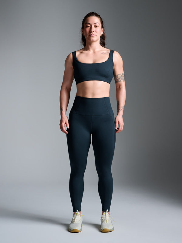 Mariko wears size M is 5' 6" - Underband 33in, Bust 36in, Waist 30in, Hips 42in