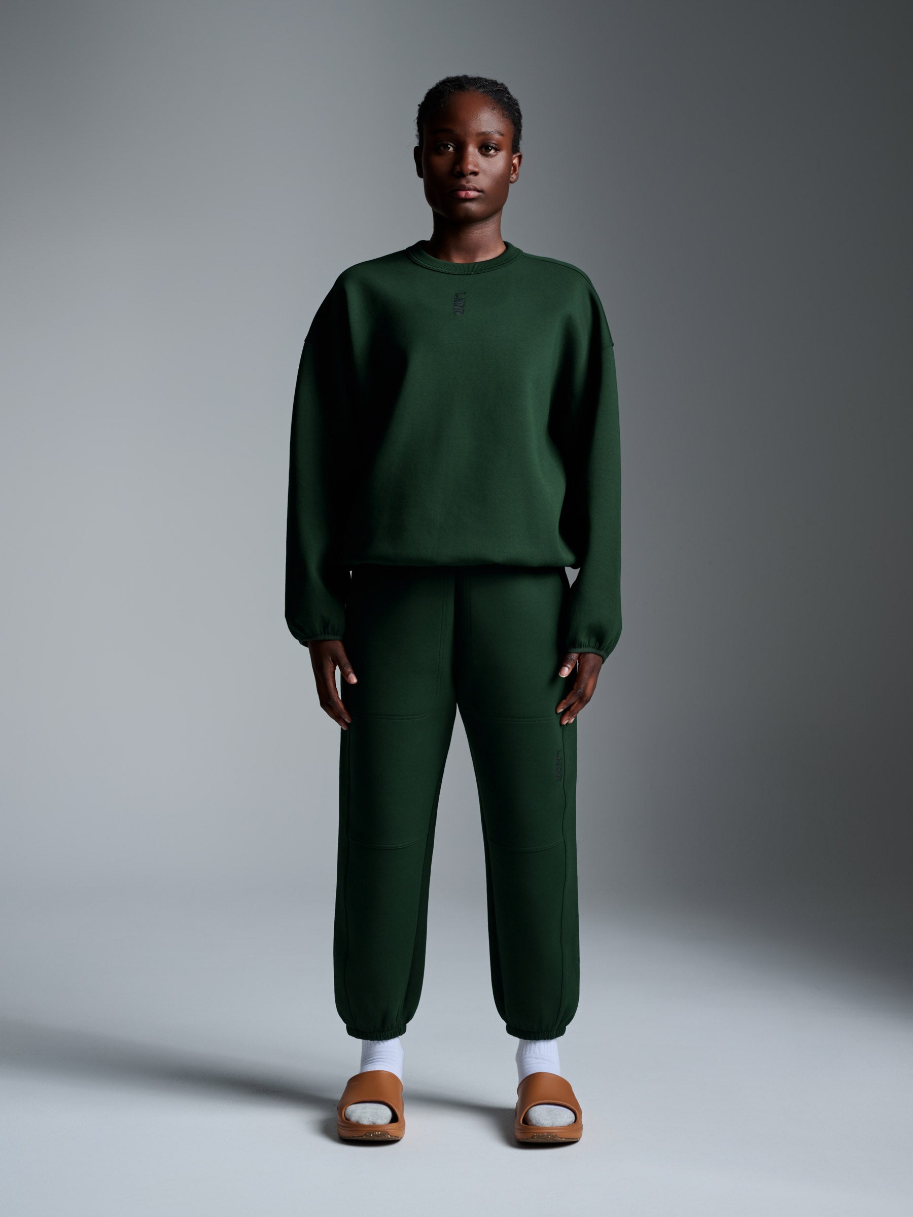 RECOVER Trackpant Dark Green