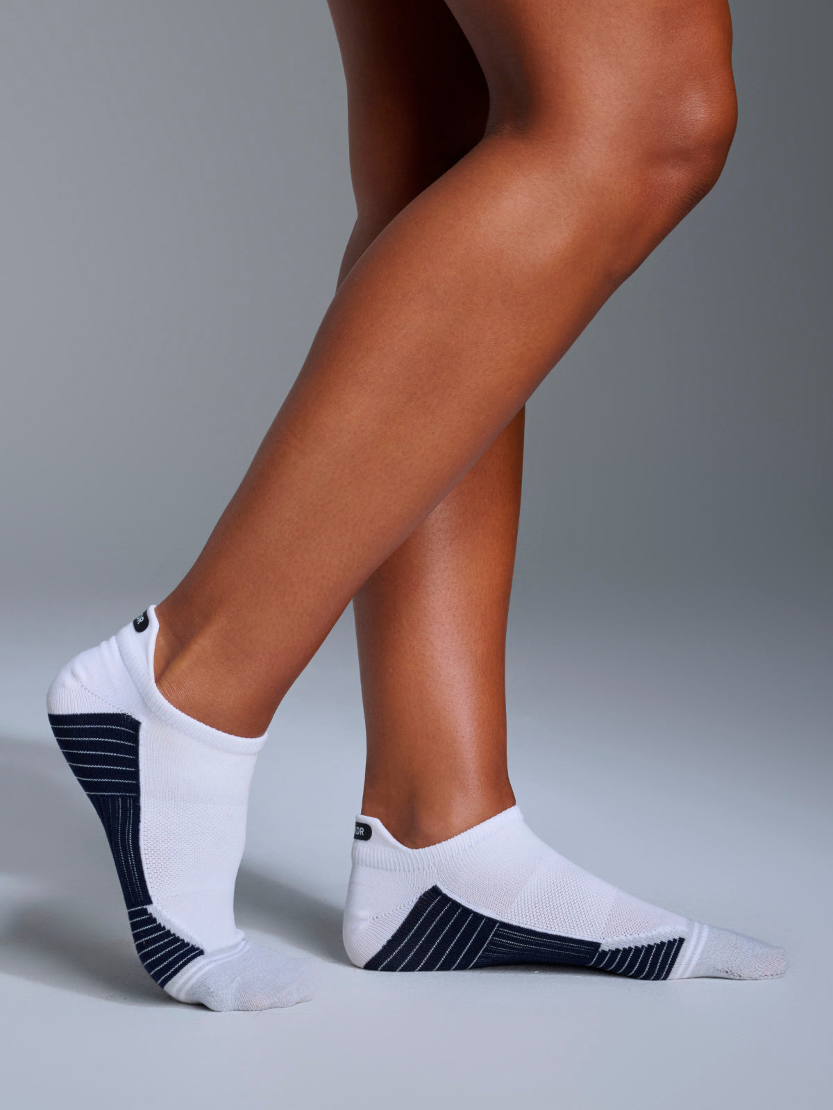 Womens speed white sports sock 1