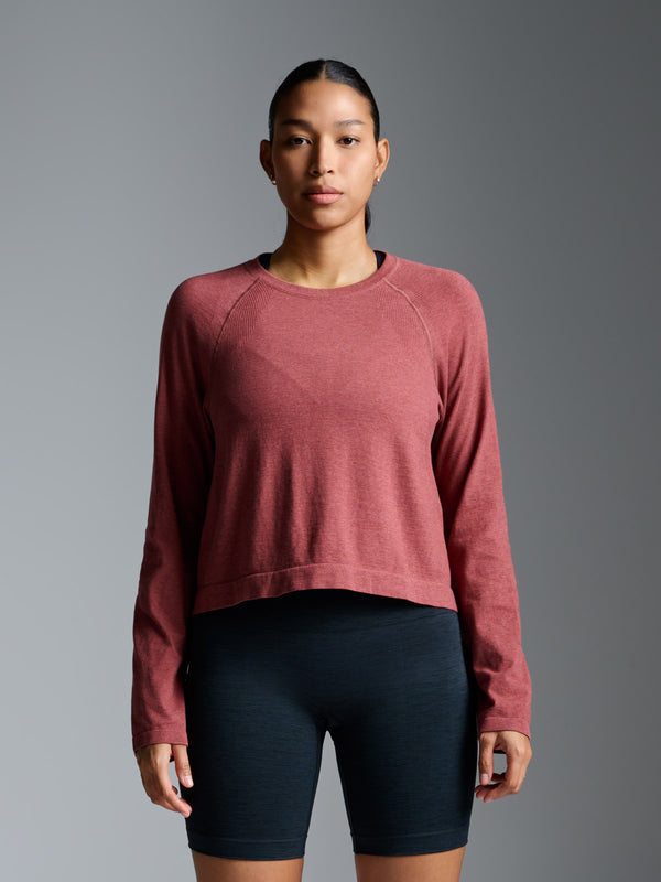 Ally wears size M-L is 5' 8" - Underband 30.5in, Bust 37in, Waist 30in, Hips 39in