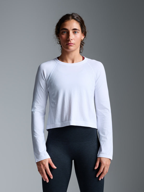 Tam wears size S-M is 5' 6" - Underband 28.5in, Waist 28in, Hips 37.5in, Inseam 31.5in