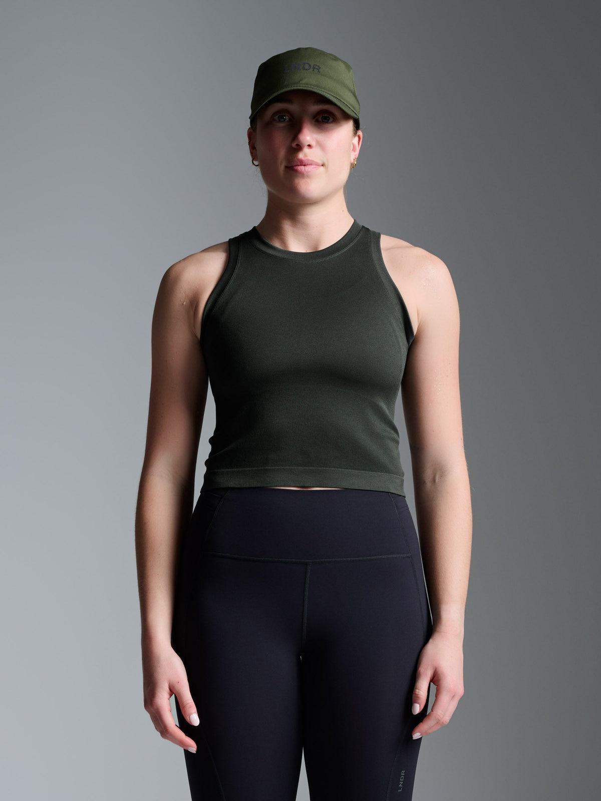 POWER CROP Tank Olive