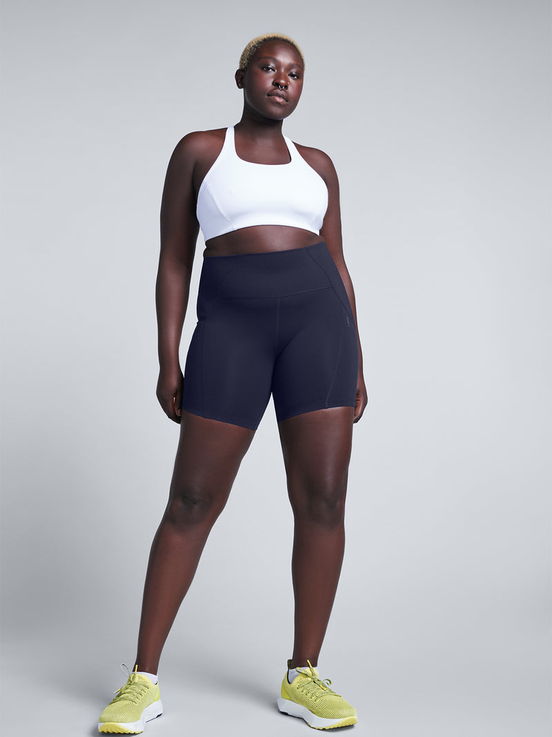 Size_XL / Measurements_Liza is 5' 10" - Waist 92cm (36"), Hips 122cm (48")